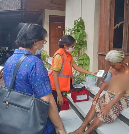 Kegiatan Kunjungan Rumah keluarga Rawan 