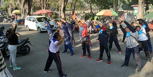 PENGUKURAN KEBUGARAN PERANGKAT DESA/LURAH DI WILAYAH UPTD PUSKESMAS II DINAS KESEHATAN KECAMATAN DENPASAR BARAT